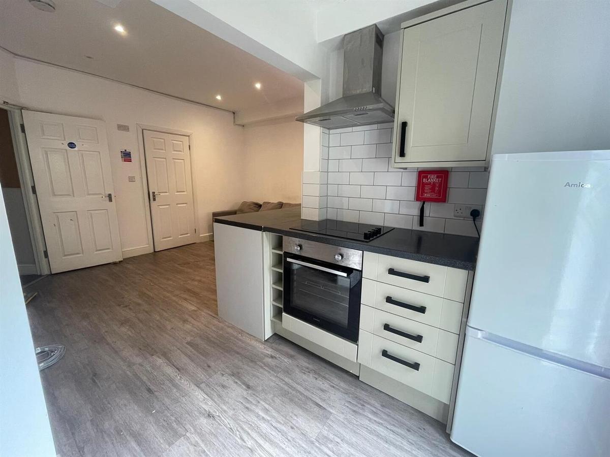 6 bedroom house for rent Rugby Place, Brighton, BN2 5JB UniHomes