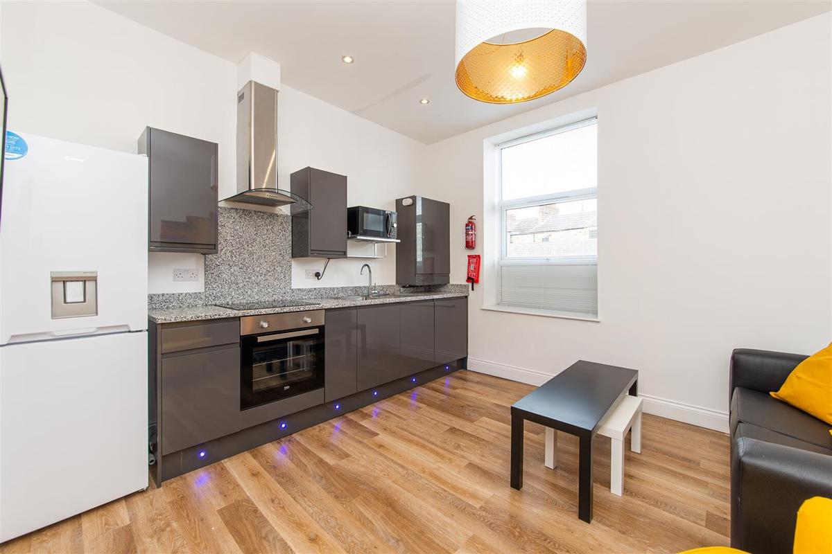3 bedroom apartment for rent Ridley Place Newcastle, NE1 8JN | UniHomes