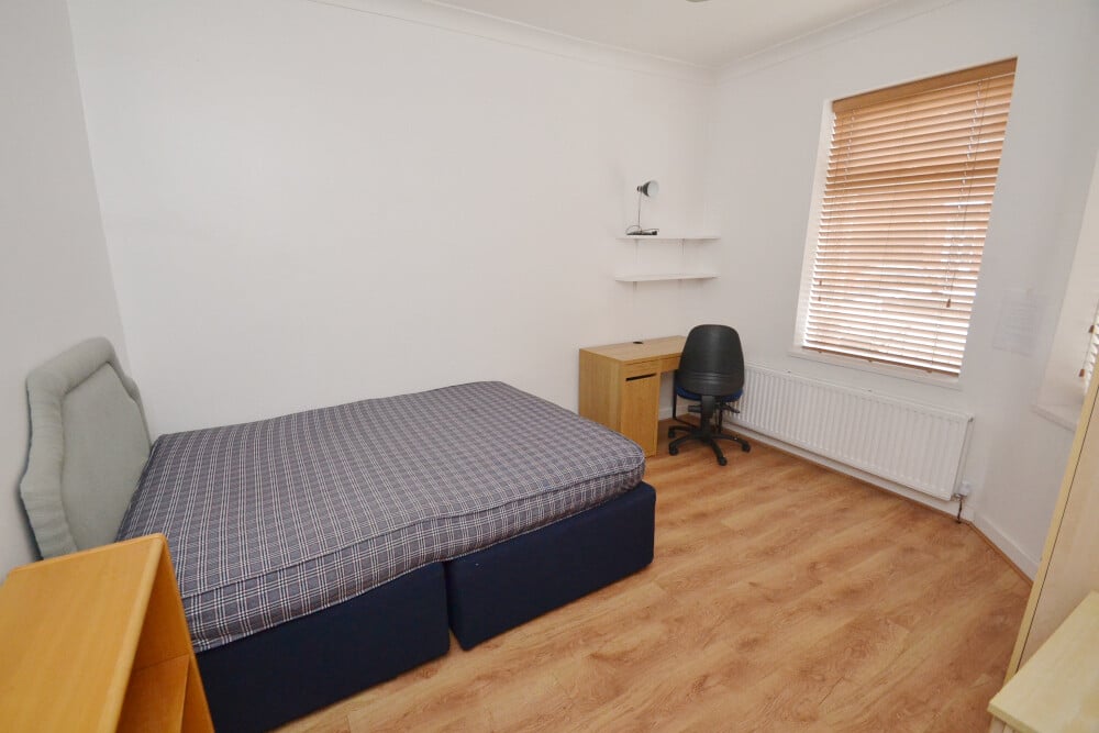 5 bedroom house for rent Standish Road, Manchester, M14 6NP UniHomes