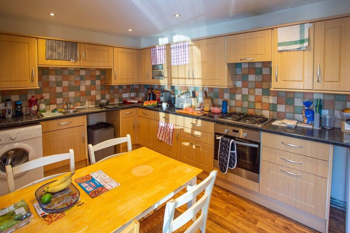 4 bedroom house for rent Parklands Drive, Loughborough, LE11 2SZ UniHomes