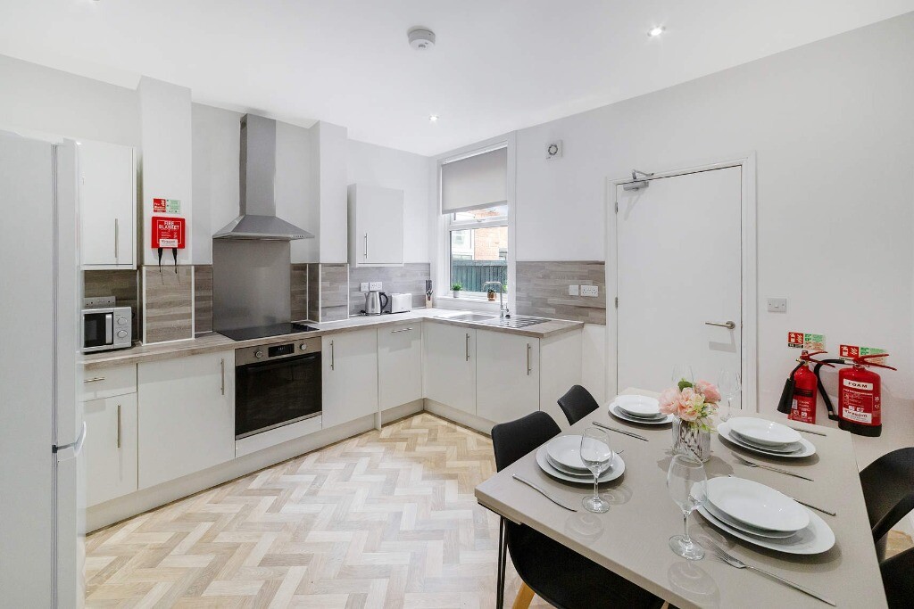 3 bedroom house for rent Imperial Road Beeston, Nottingham, NG9 1ET