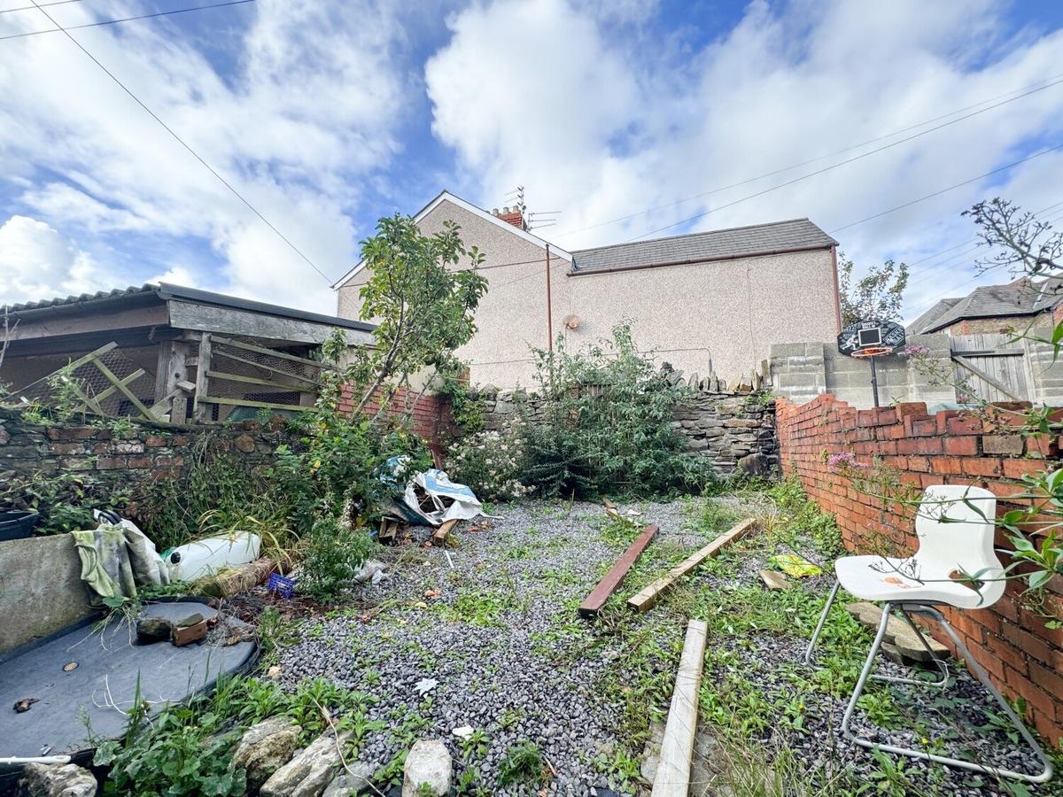 6 bedroom house for rent Llantrisant Street, Cardiff, CF24 4JB UniHomes