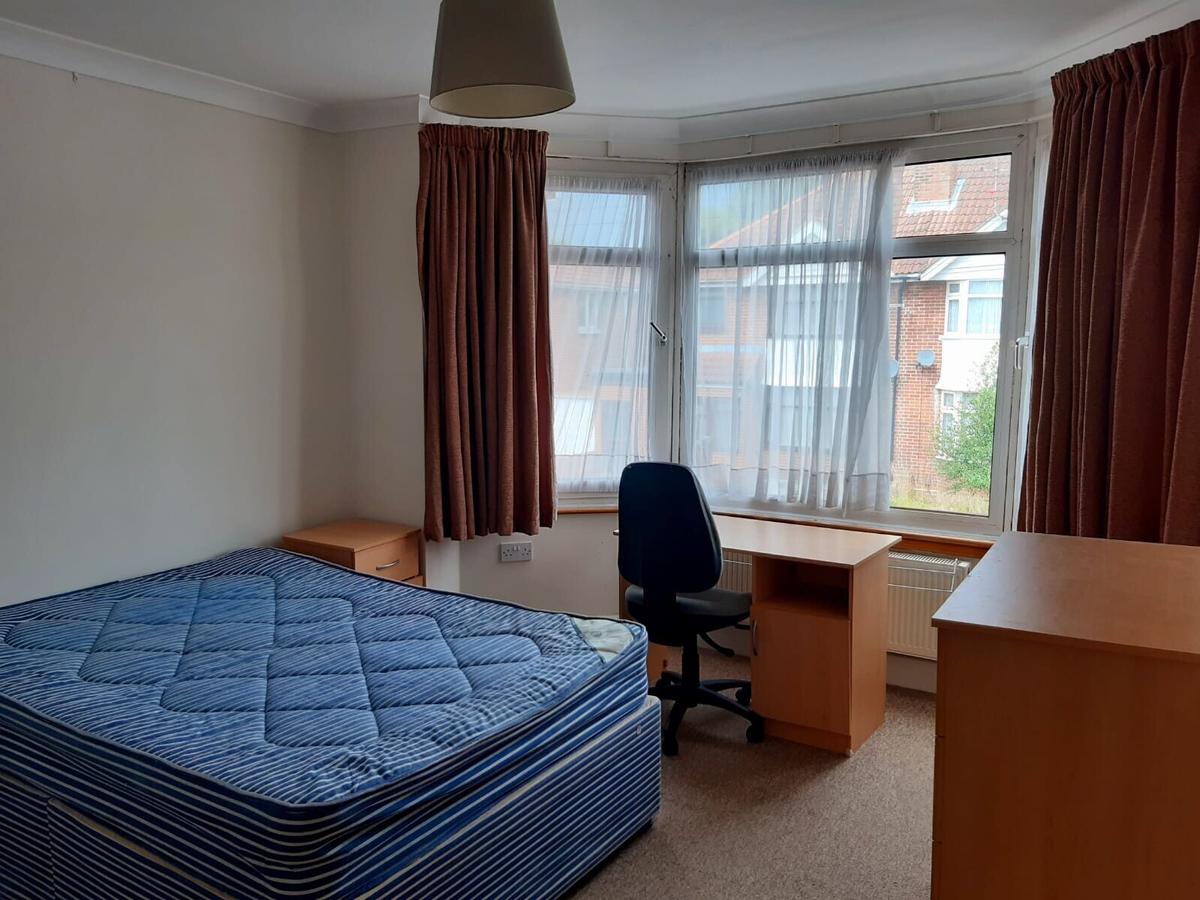 5 bedroom house for rent Sherborne Road, Southampton, SO17 3RJ UniHomes