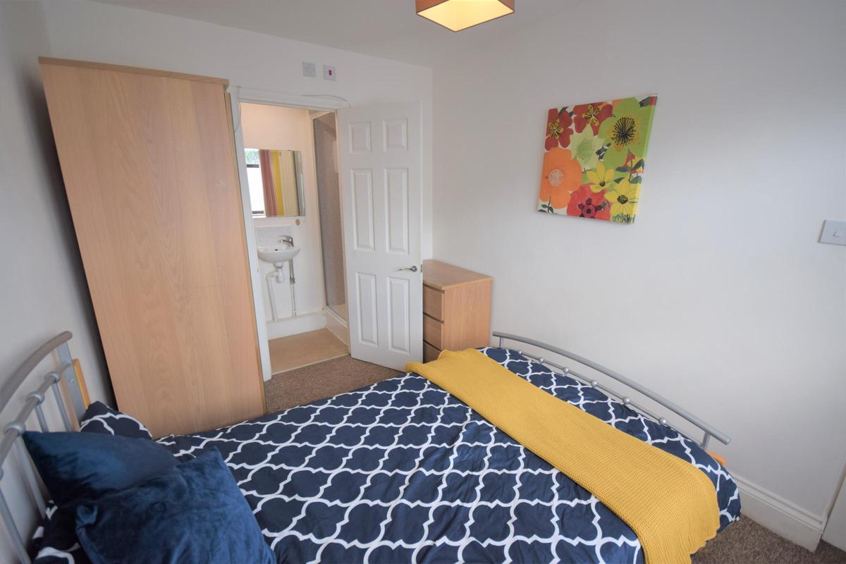 6 bedroom house for rent Ferndale Road, Bristol, BS7 0RP UniHomes