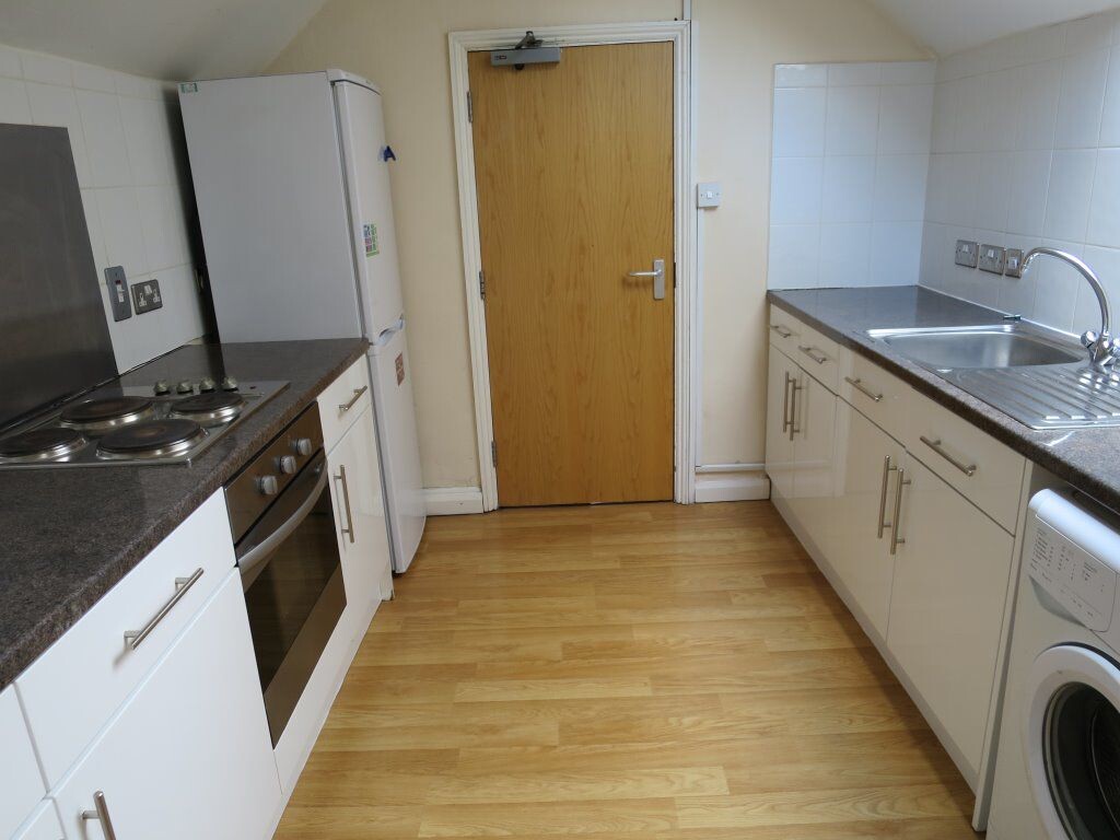 4 bedroom house for rent Cowley Road, Oxford, OX4 1JB UniHomes