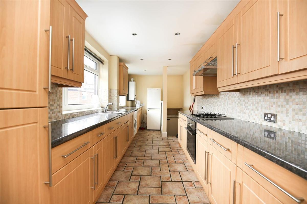 5 bedroom apartment for rent Warwick Street, Newcastle, NE6 5AR UniHomes