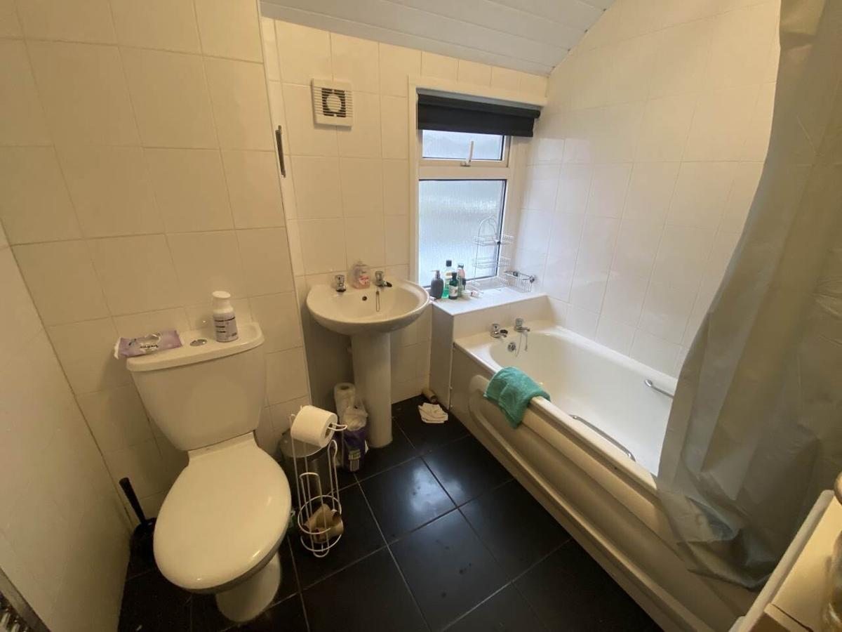 5 bedroom house for rent Pentyrch Street, Cardiff, CF24 4JW UniHomes