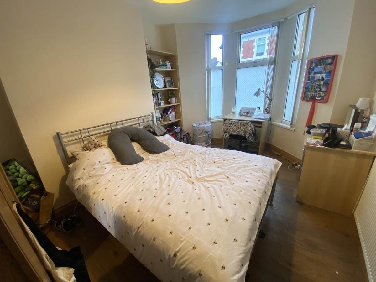 5 bedroom house for rent Pentyrch Street, Cardiff, CF24 4JW UniHomes
