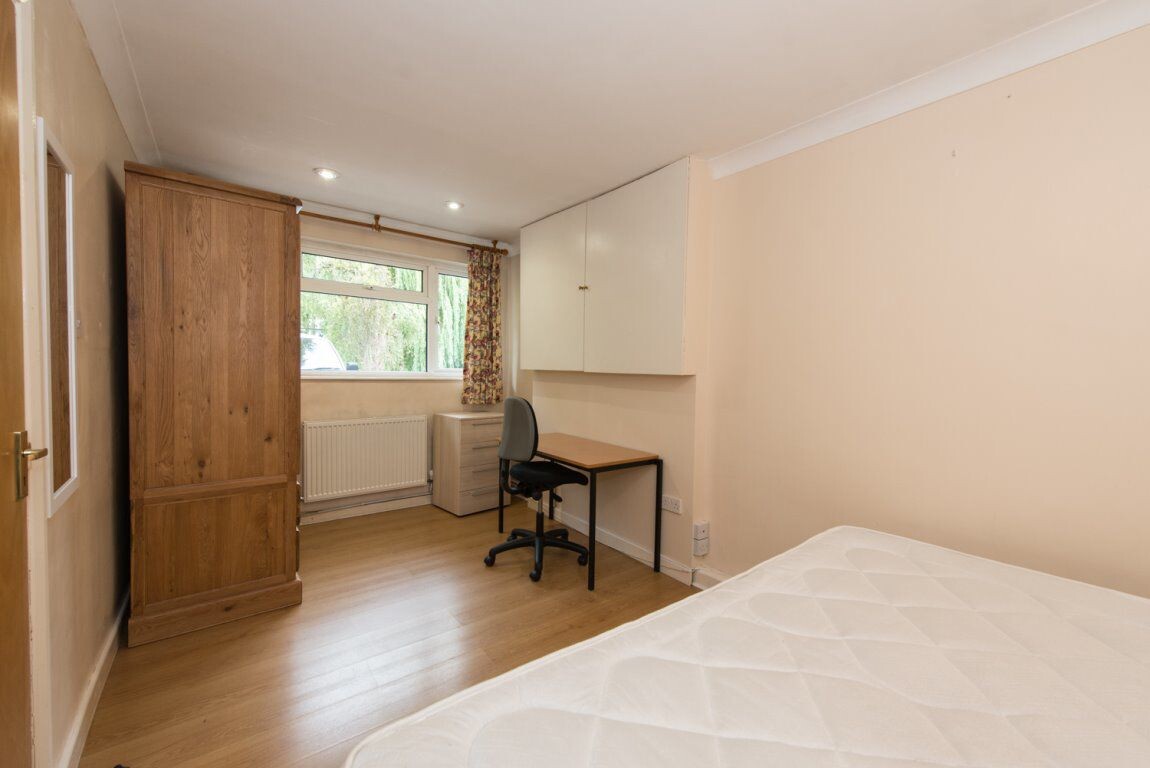 6 bedroom house for rent Horwood Close, Oxford, OX3 7RF UniHomes