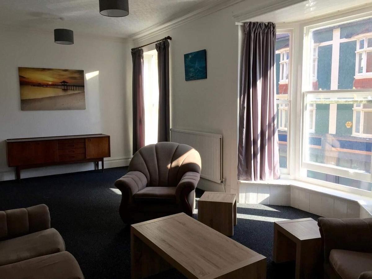 3 bedroom apartment for rent Terrace Road, Aberystwyth, SY23 1NP UniHomes