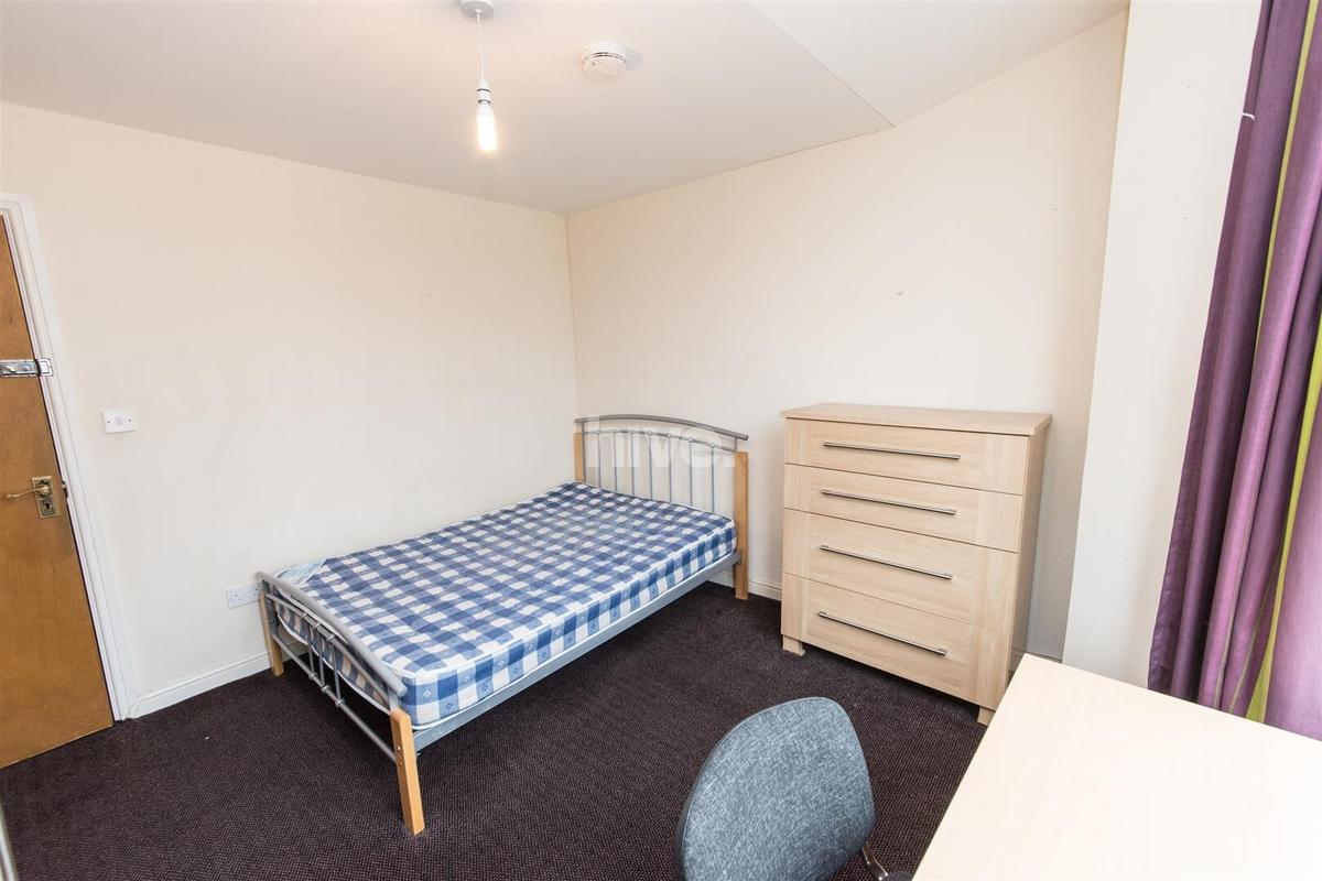 5 bedroom apartment for rent Kelvin Grove, Newcastle, NE2 1RL UniHomes