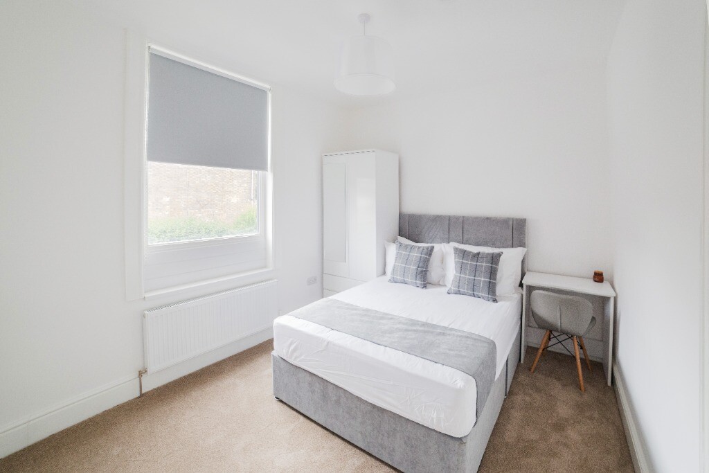 4 bedroom house for rent Hucknall Road Carrington, Nottingham, NG5 1FB