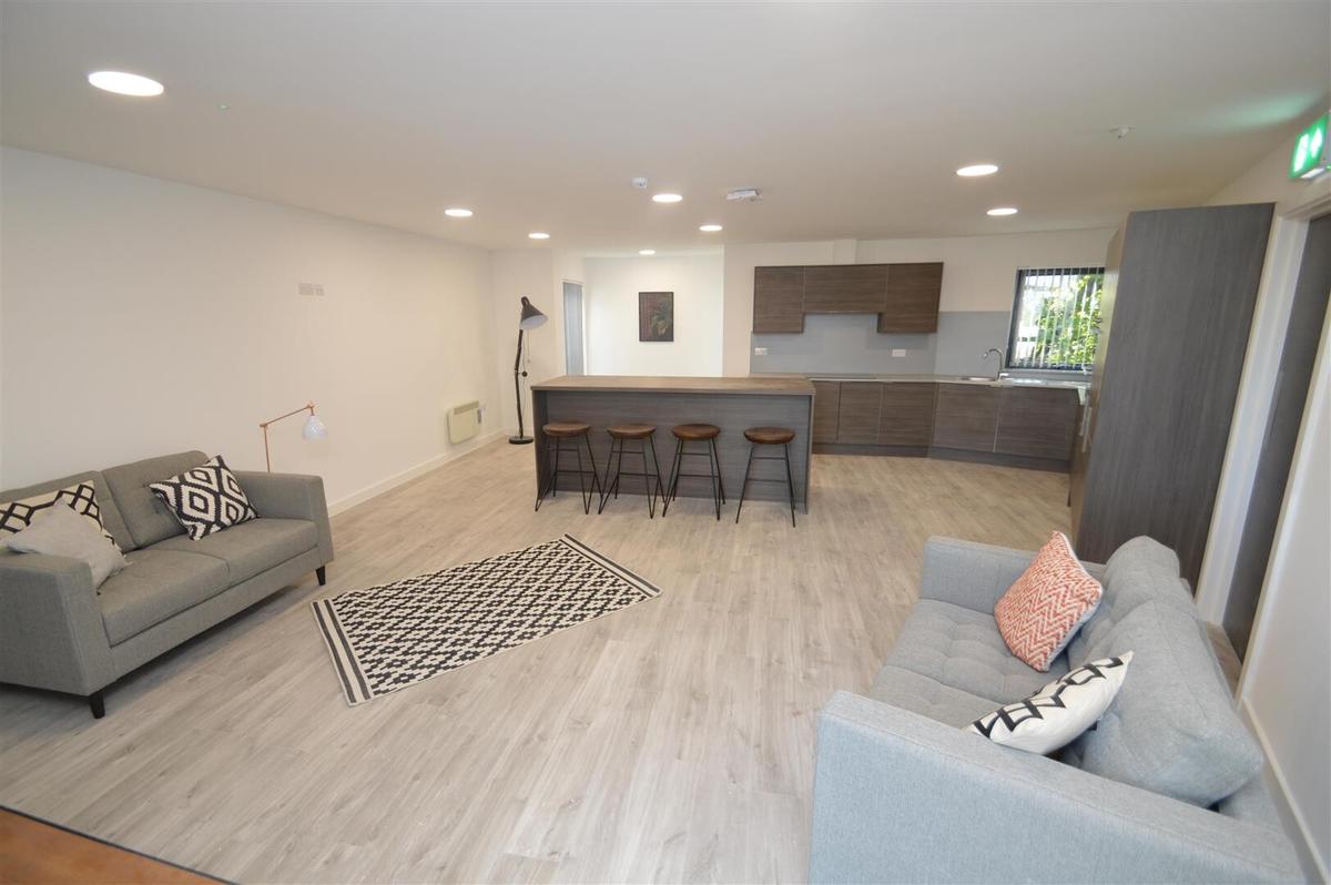 7 bedroom apartment for rent Frederick Road, Birmingham, B29 6PB UniHomes