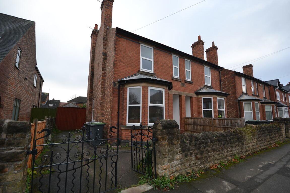 4 bedroom house for rent Peveril Road, Nottingham, NG9 2HY UniHomes