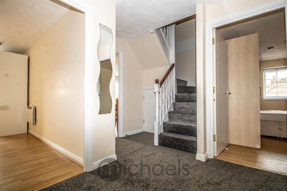 4 bedroom apartment for rent Hesper Road, Colchester, CO2 8JP UniHomes