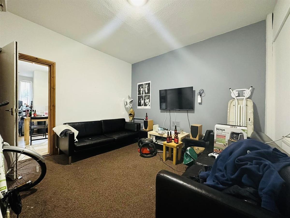 5 bedroom house for rent Midland Avenue, Nottingham, NG7 2FD UniHomes