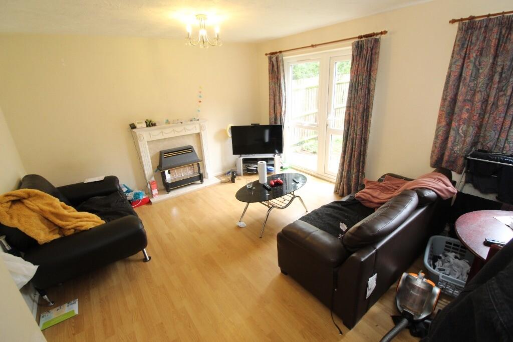 3 bedroom house on Falcon Close, Lenton, Nottingham