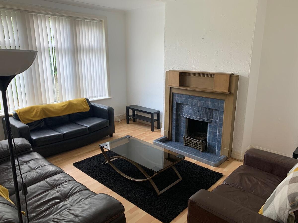 7 bedroom house for rent Otley Road, Leeds, LS6 3QG UniHomes