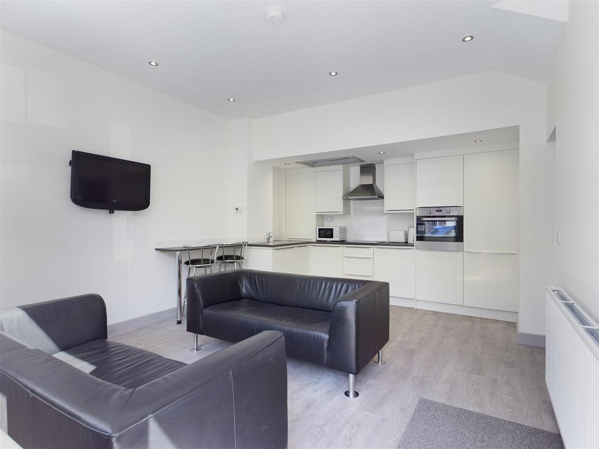 2 bedroom house for rent Stratford Road, Newcastle, NE6 5PB UniHomes