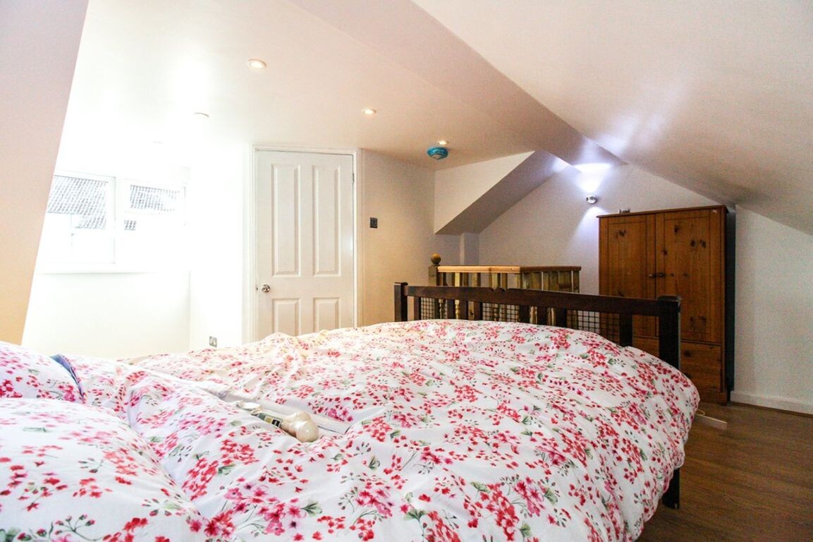 4 bedroom house for rent Tyning Terrace, Bath, BA1 6ET UniHomes