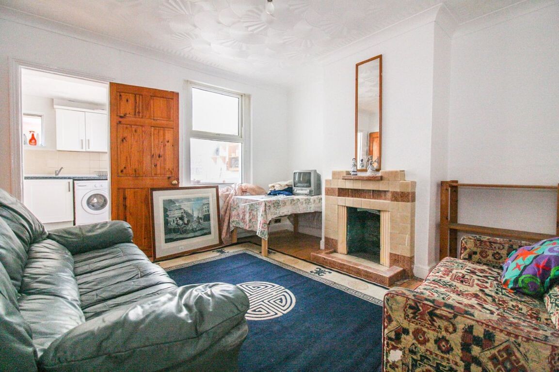 4 bedroom house for rent Tyning Terrace, Bath, BA1 6ET UniHomes