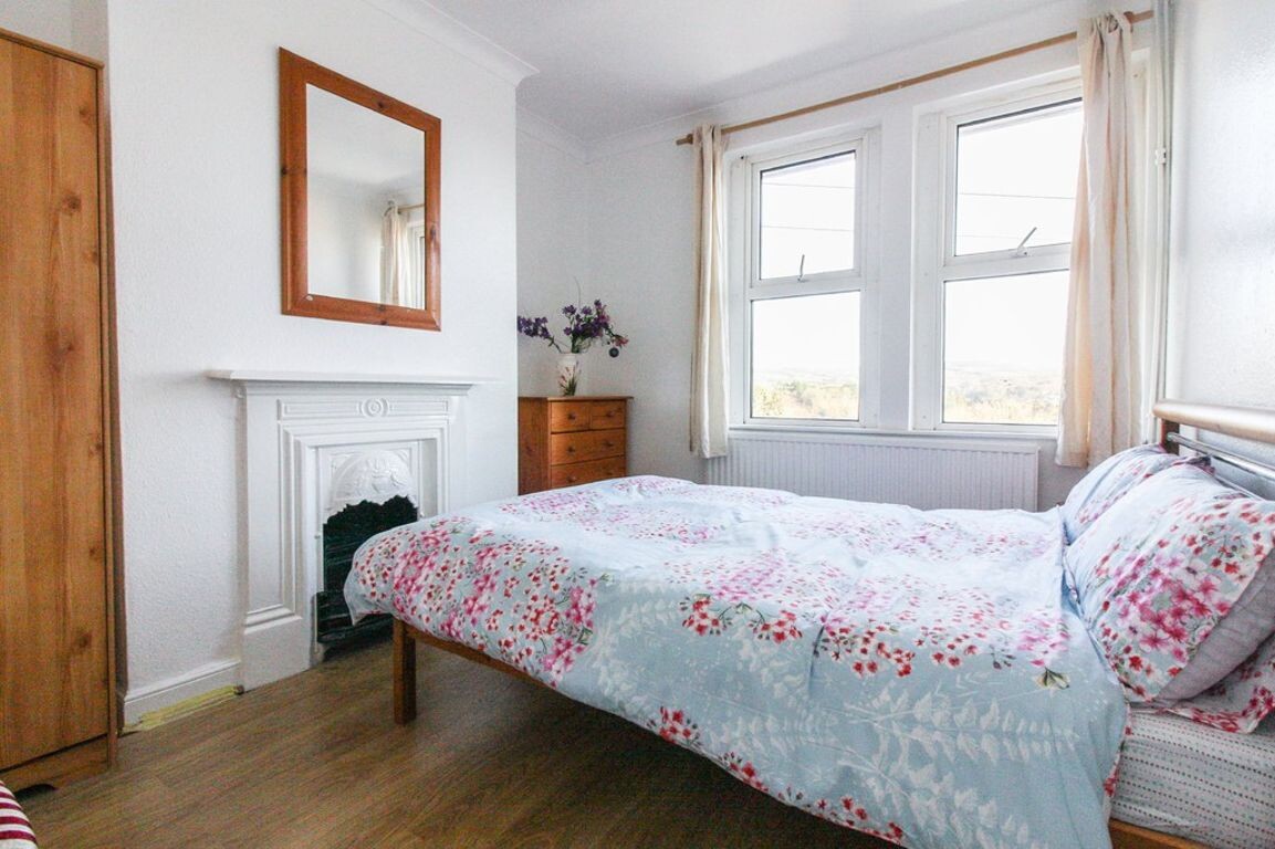 4 bedroom house for rent Tyning Terrace, Bath, BA1 6ET UniHomes
