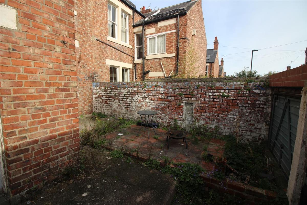 5 bedroom house for rent Ripon Gardens, Newcastle, NE2 1HN UniHomes