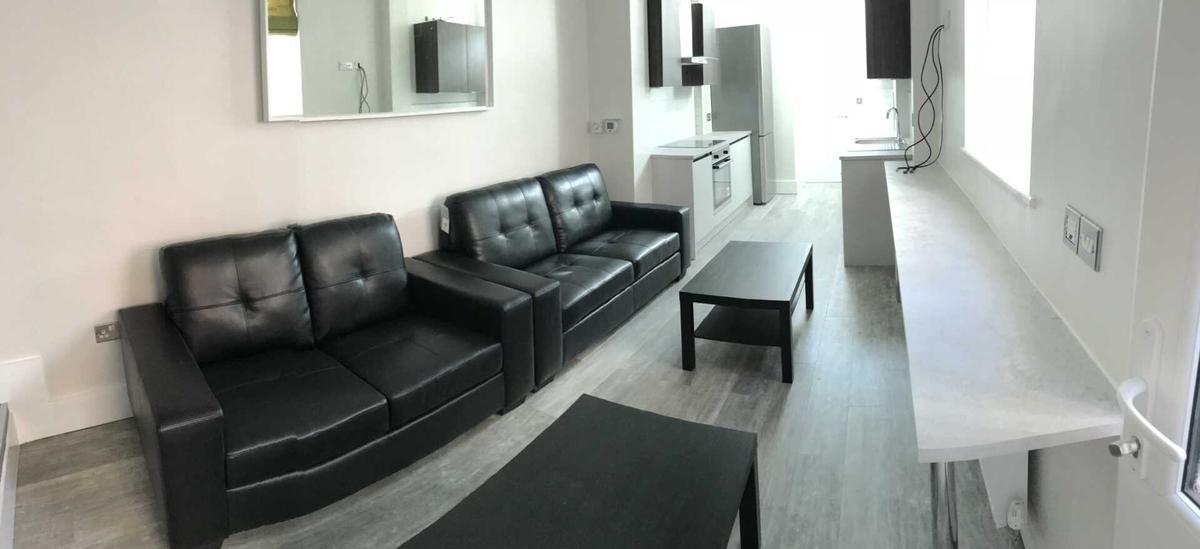 5 bedroom house on Furness Road, Fallowfield, Manchester
