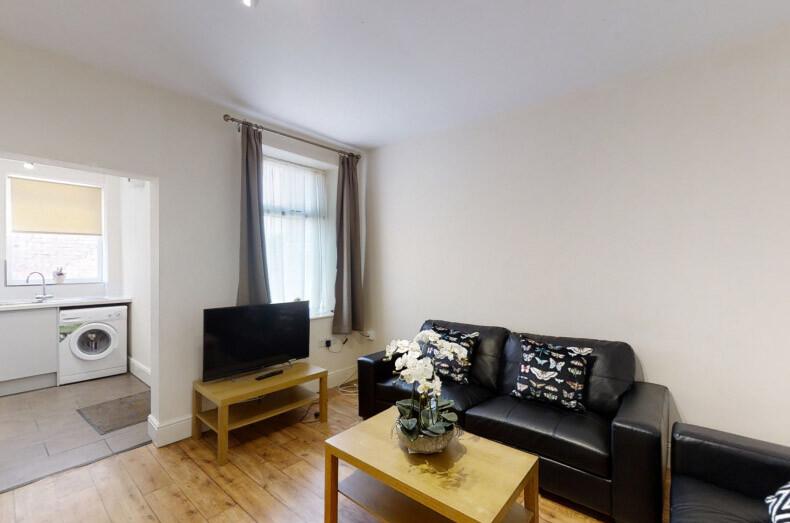 4 bedroom house on Pomona Street, Ecclesall, Sheffield