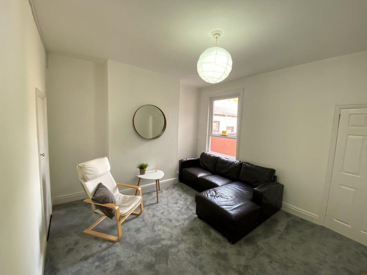 3 bedroom house for rent Humber Avenue Coventry, CV1 2AR UniHomes