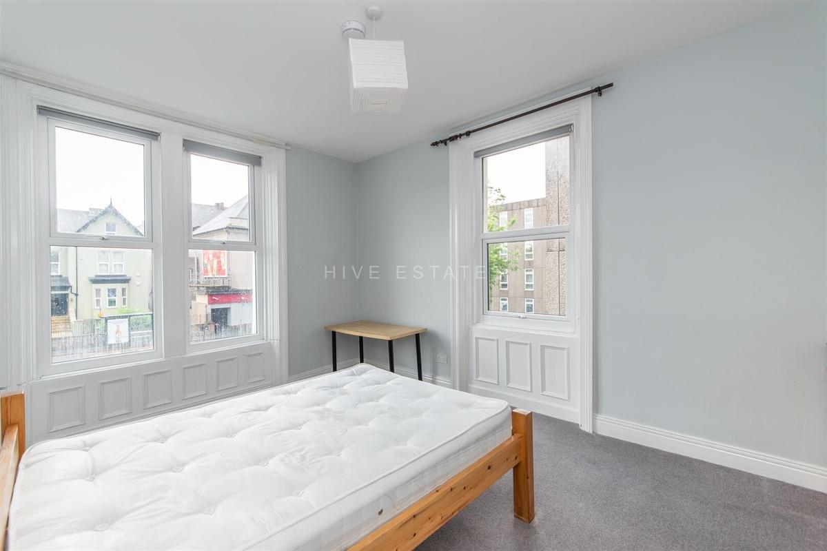 5 bedroom house for rent Heaton Road, Newcastle, NE6 1SE UniHomes