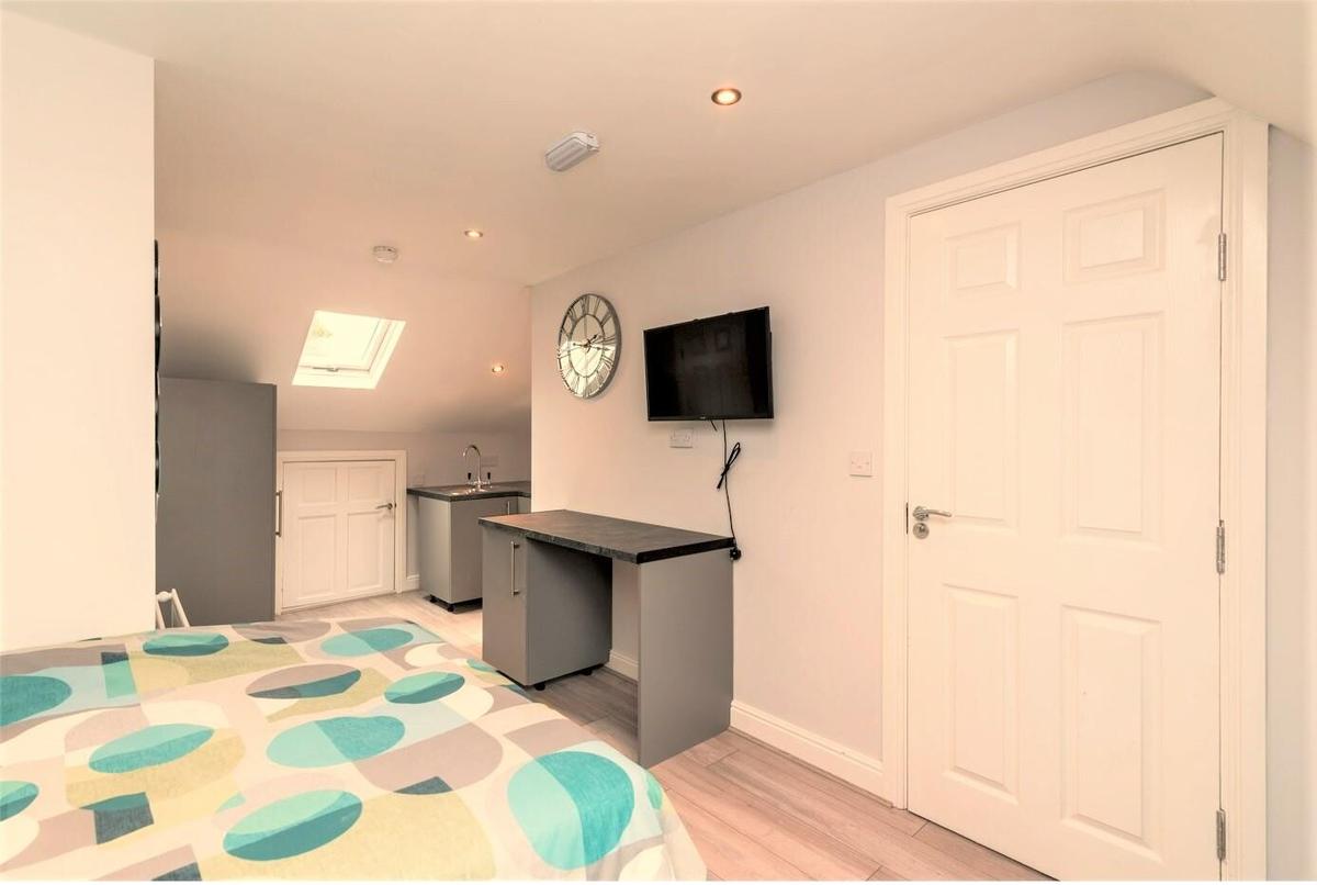 5 bedroom house for rent Dawlish Road, Birmingham, B29 7AE UniHomes