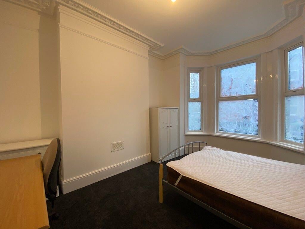 5 bedroom house for rent Tennyson Road, Southampton, SO17 2GW UniHomes