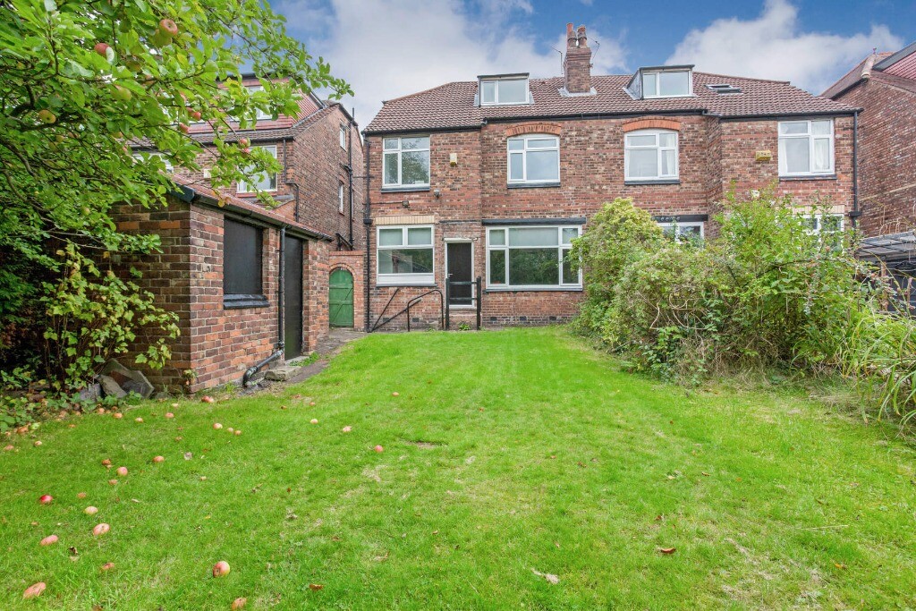 6 bedroom house for rent Sheringham Road Fallowfield, Manchester, M14