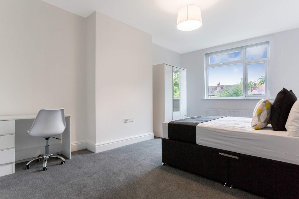 6 bedroom house for rent Sheringham Road Fallowfield, Manchester, M14