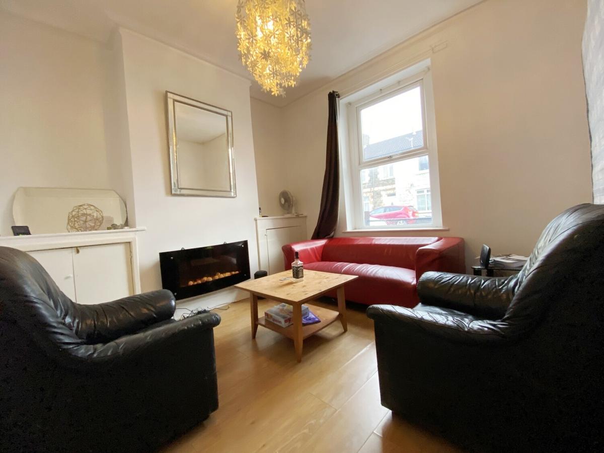 4 bedroom house on Russell Street, Cathays, Cardiff