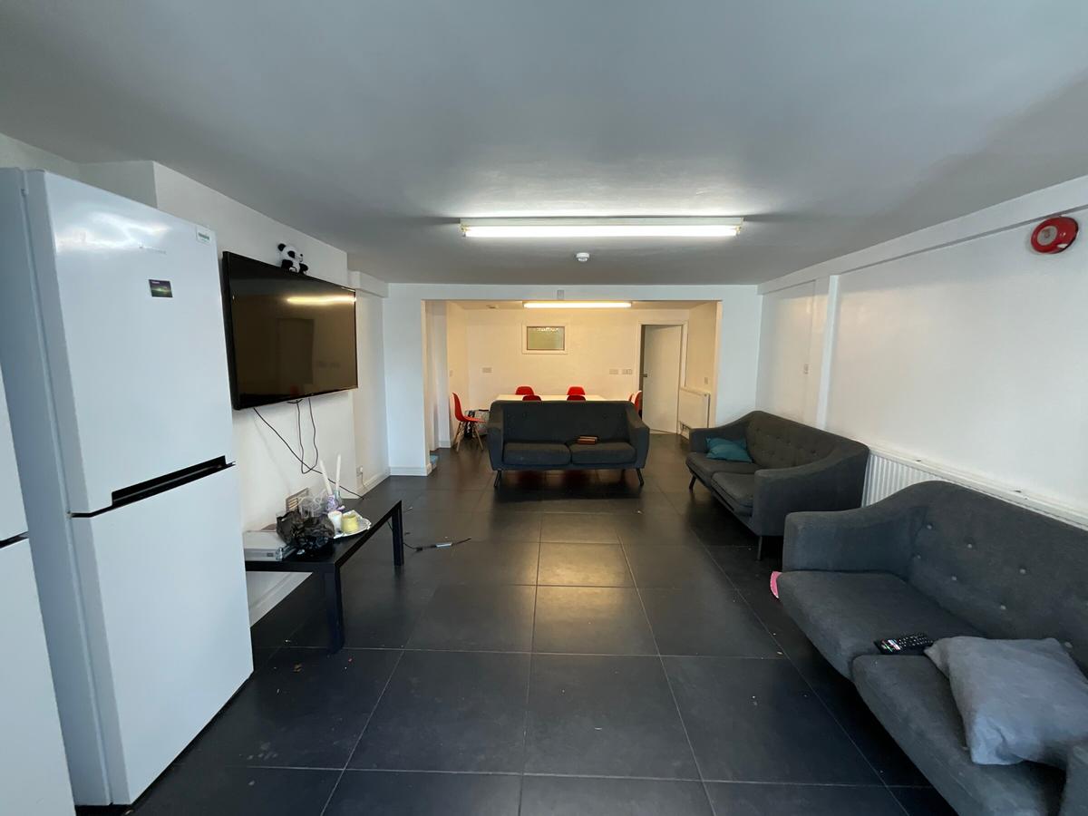 8 bedroom house for rent Harrington Drive, Nottingham, NG7 1JN UniHomes