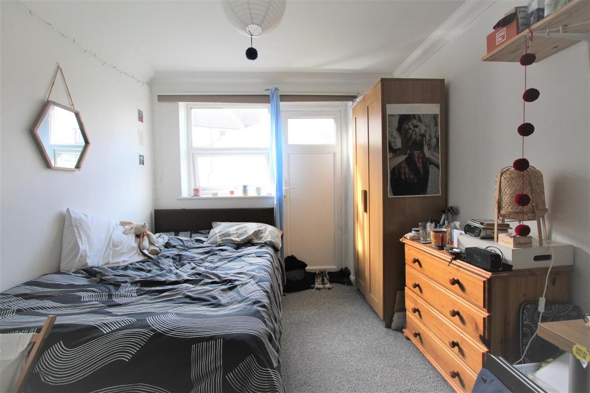 3 bedroom apartment for rent New England Road, Brighton, BN1 3TU UniHomes