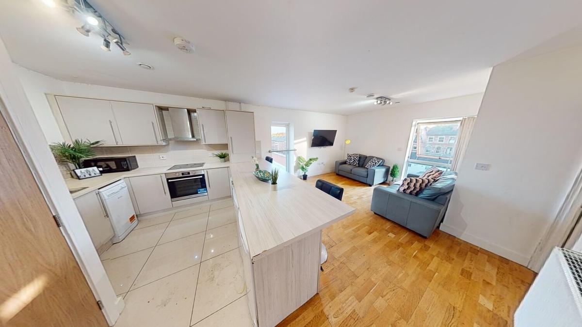 5 bedroom apartment on 6 Kilbourn Street, City Centre, Nottingham