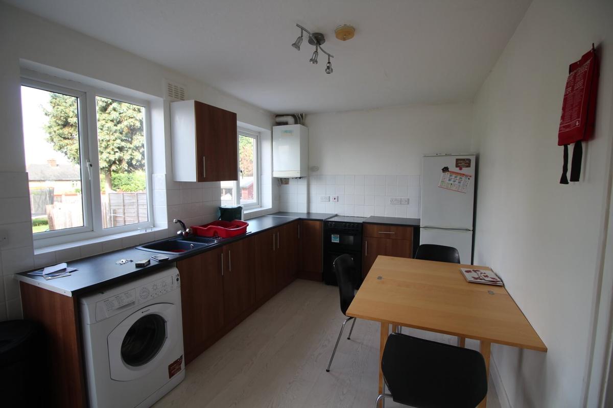 3 bedroom house for rent St Annes Road, Colchester, CO4 0BL UniHomes