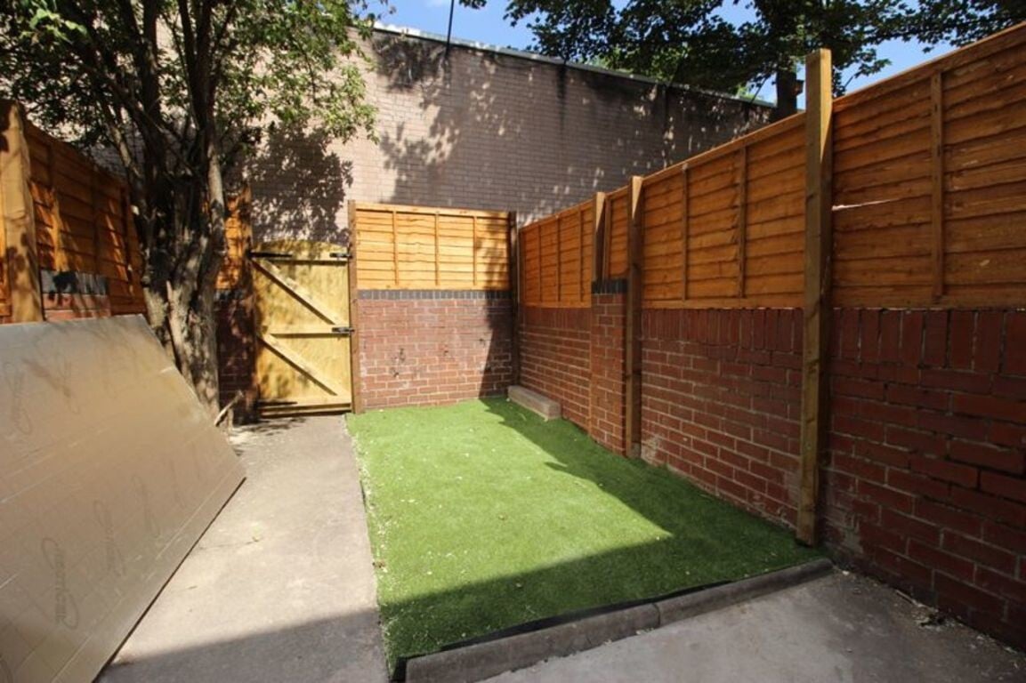 4 bedroom house for rent Bridlington Street, Nottingham, NG7 5BG UniHomes