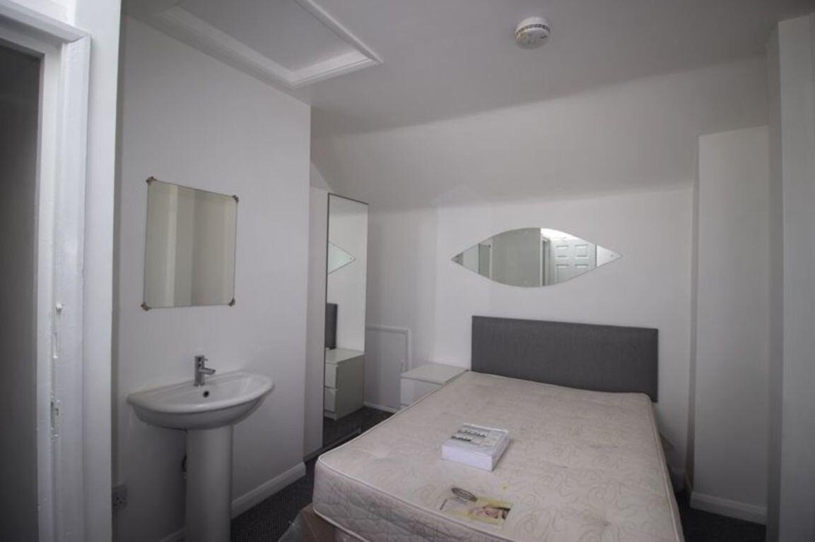 4 bedroom house for rent Bridlington Street, Nottingham, NG7 5BG UniHomes