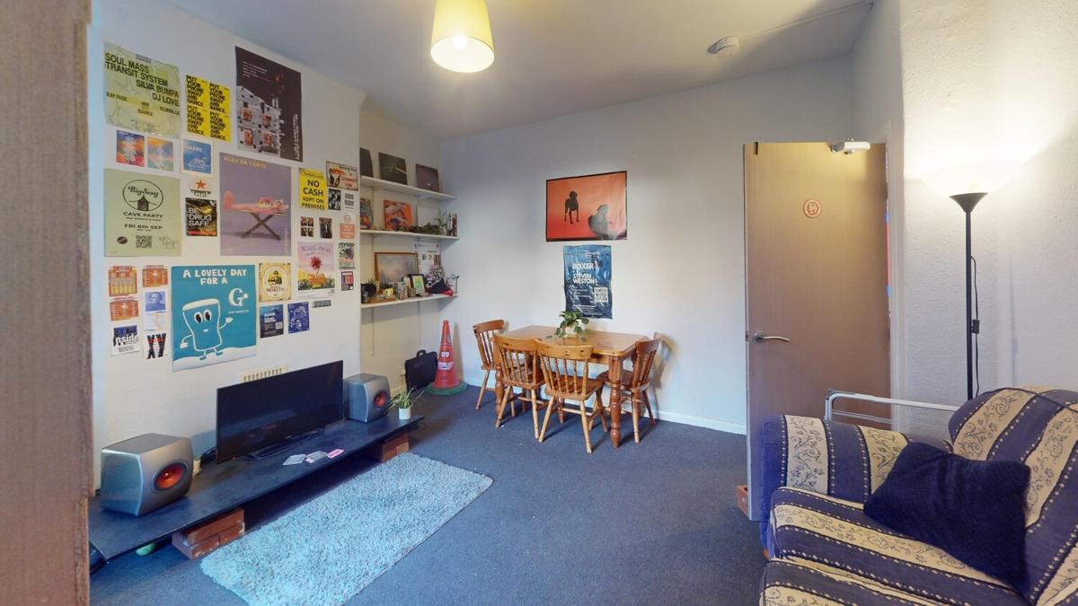 5 bedroom house on Annesley Grove, Arboretum, Nottingham