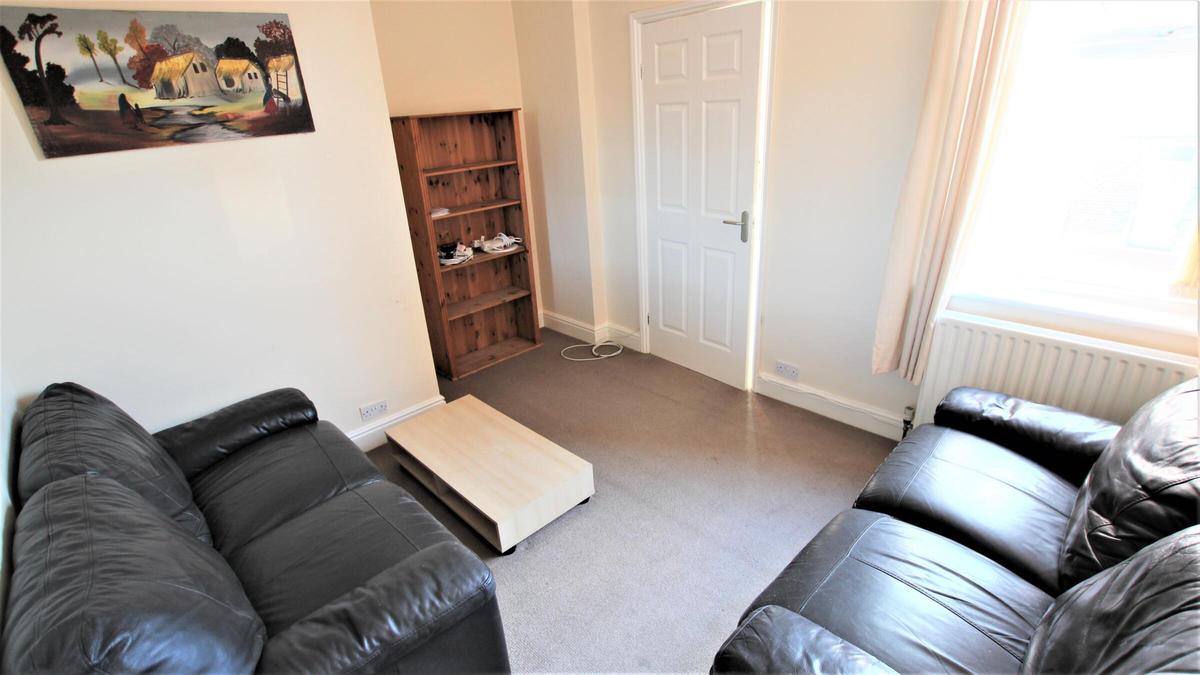 3 bedroom apartment for rent Doncaster Road, Newcastle, NE2 1RB UniHomes
