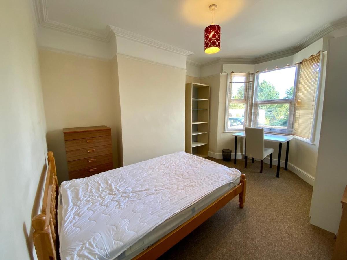 4 bedroom house for rent Malvern Buildings, Bath, BA1 6JX UniHomes