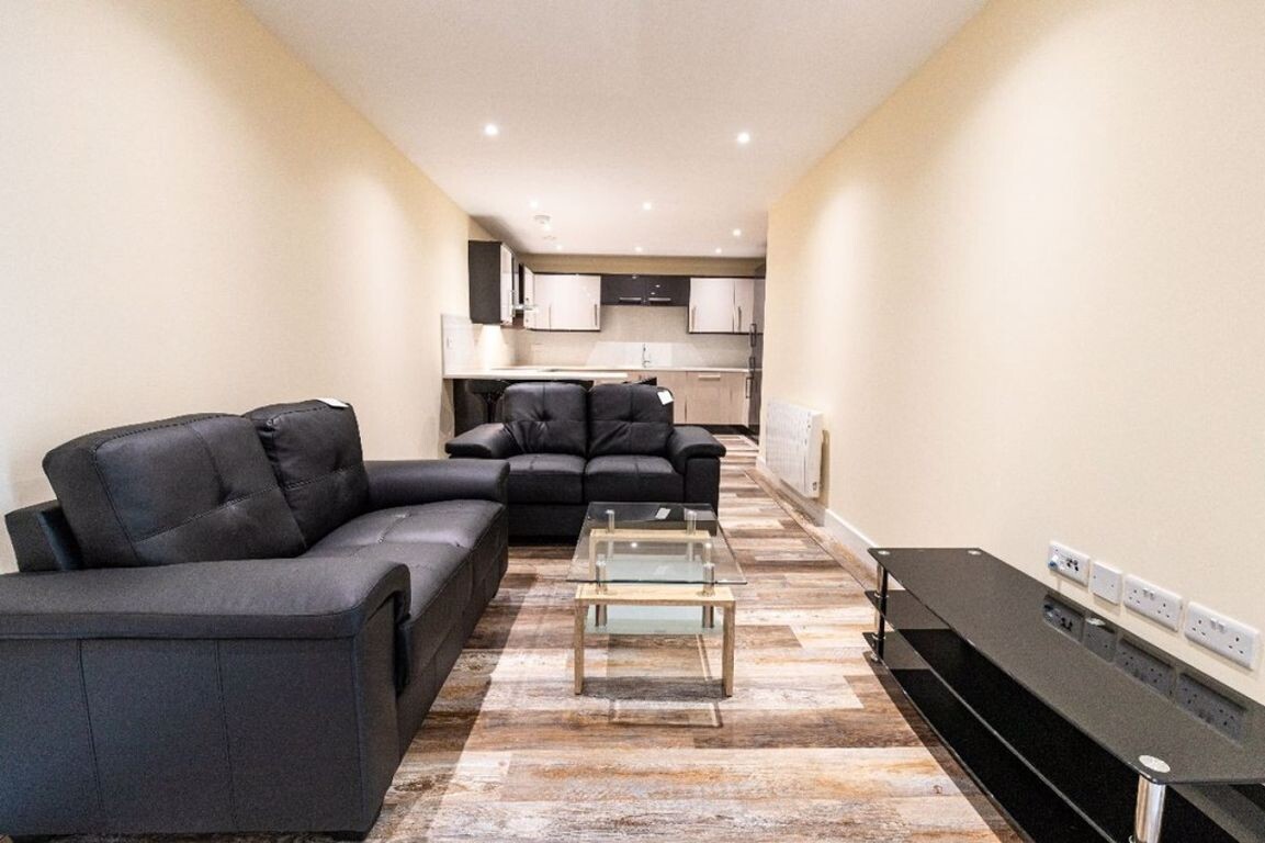 3 bedroom apartment for rent Harrow Street, Sheffield, S11 8BP UniHomes