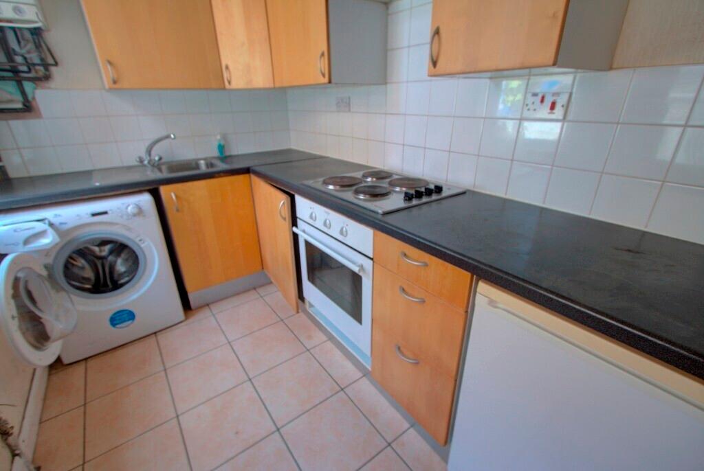 3 bedroom house for rent Grasmere Street, City Centre, Leicester, LE2