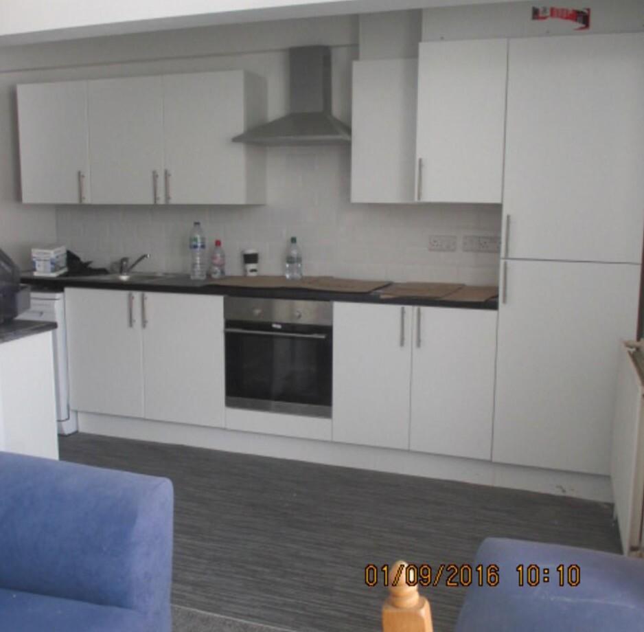 3 bedroom apartment for rent Outram Road, Portsmouth, PO5 1QB UniHomes