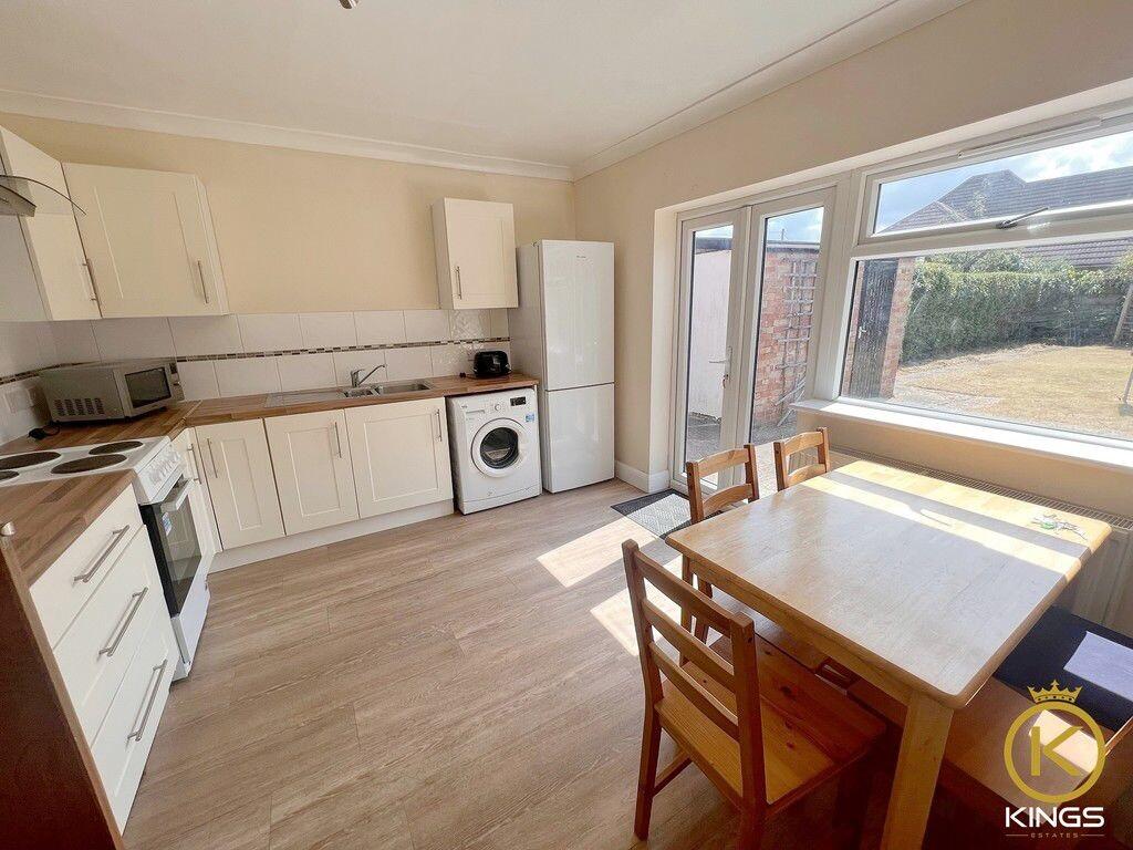 5 bedroom house for rent Aldershot Road, Surrey, GU2 8AJ UniHomes