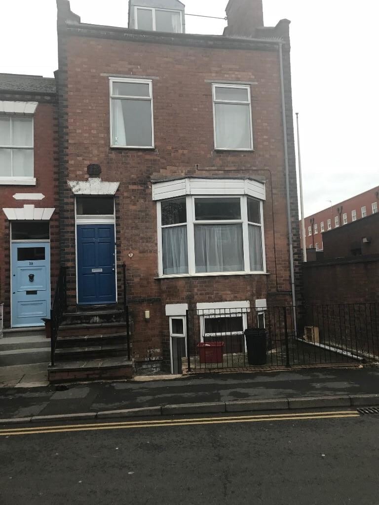 4 bedroom apartment for rent Church Street, Leamington Spa, CV31 1ER